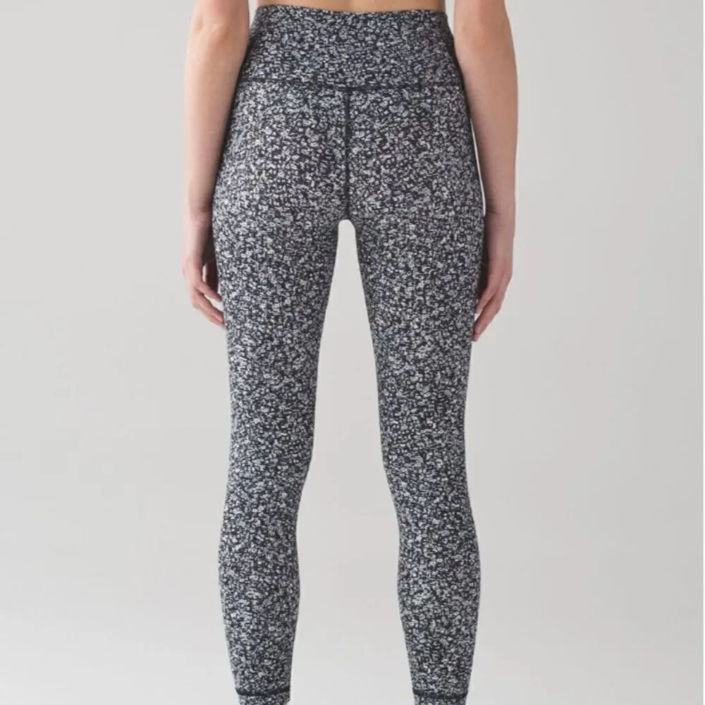 LULULEMON Wunder Under Hi-Rise 7/8 Tight (Full-On Luxtreme) Daisy Dust Alpine 4